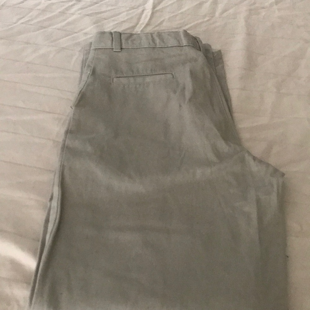 NWOT - Chaps boys size 18 khakis